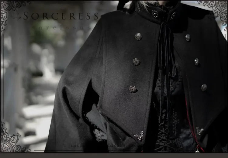 Dark Wind Sorceress Victoria Cloak