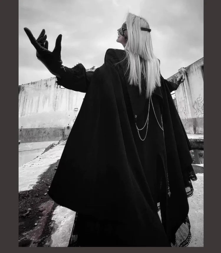 Dark Wind Sorceress Victoria Cloak